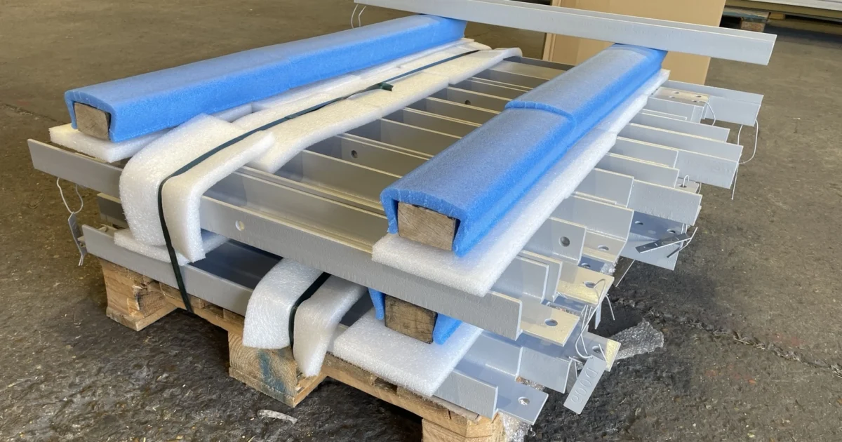 Pièces thermolaquées après galvanisation à chaud